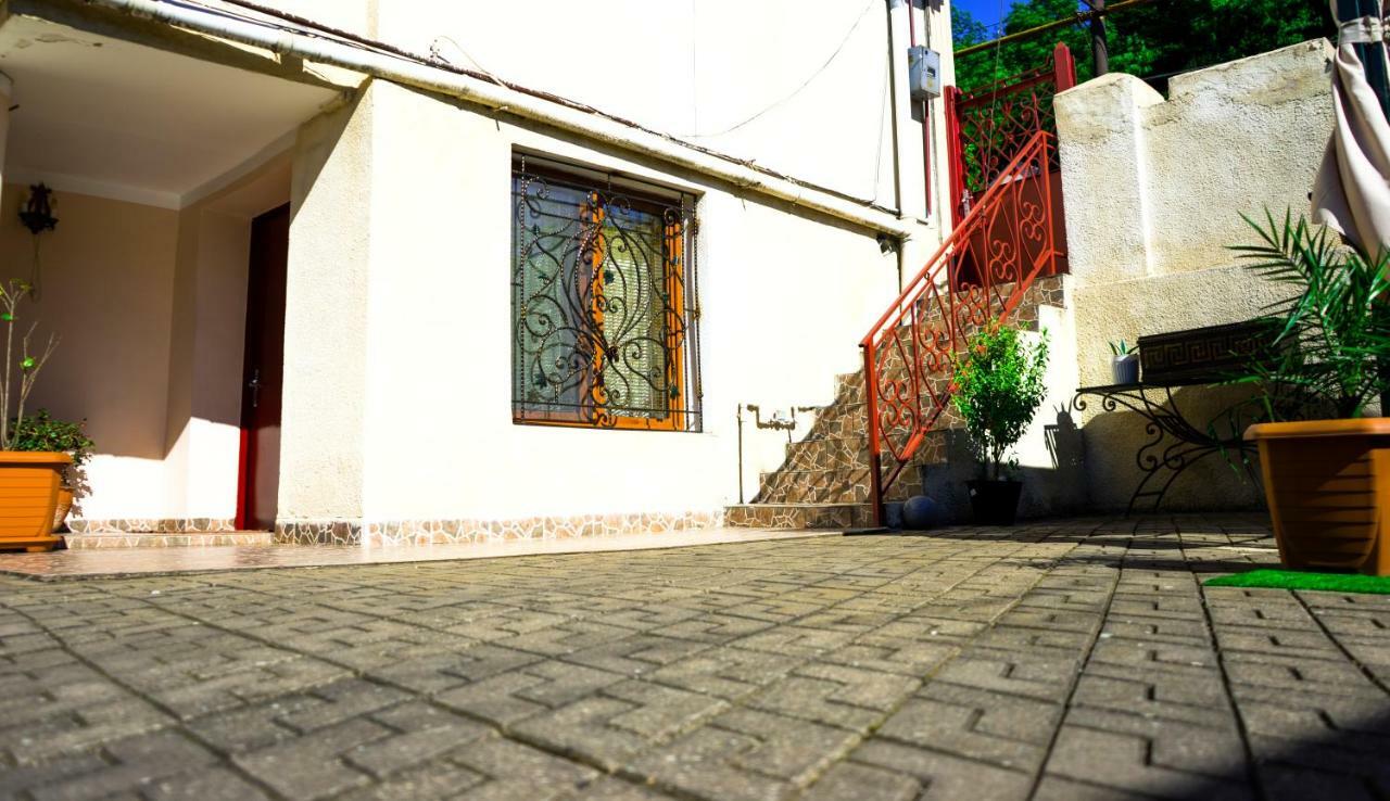 Appartement Old District à Koutaïssi Extérieur photo